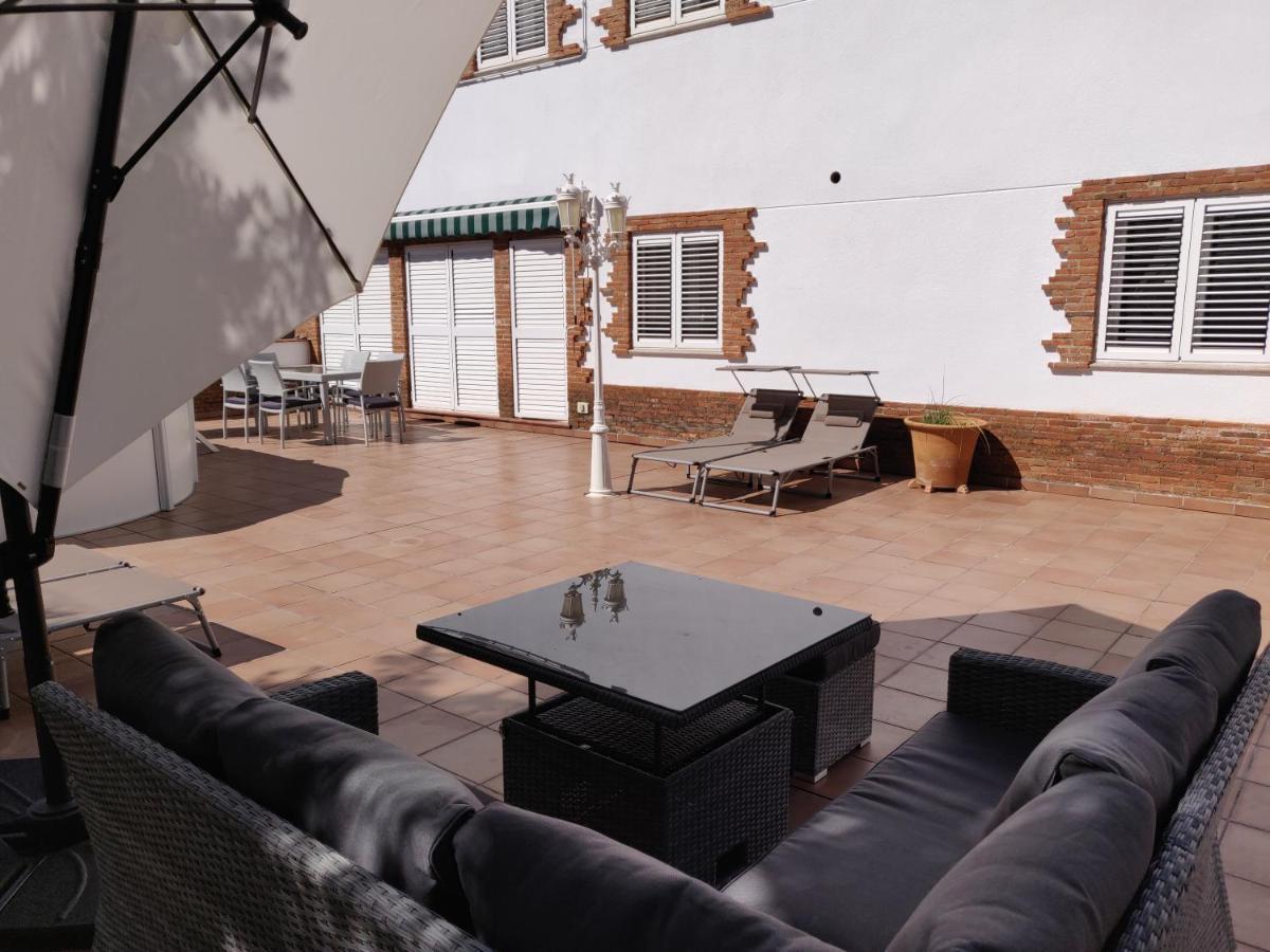 Apartamentos R66 Caces المظهر الخارجي الصورة